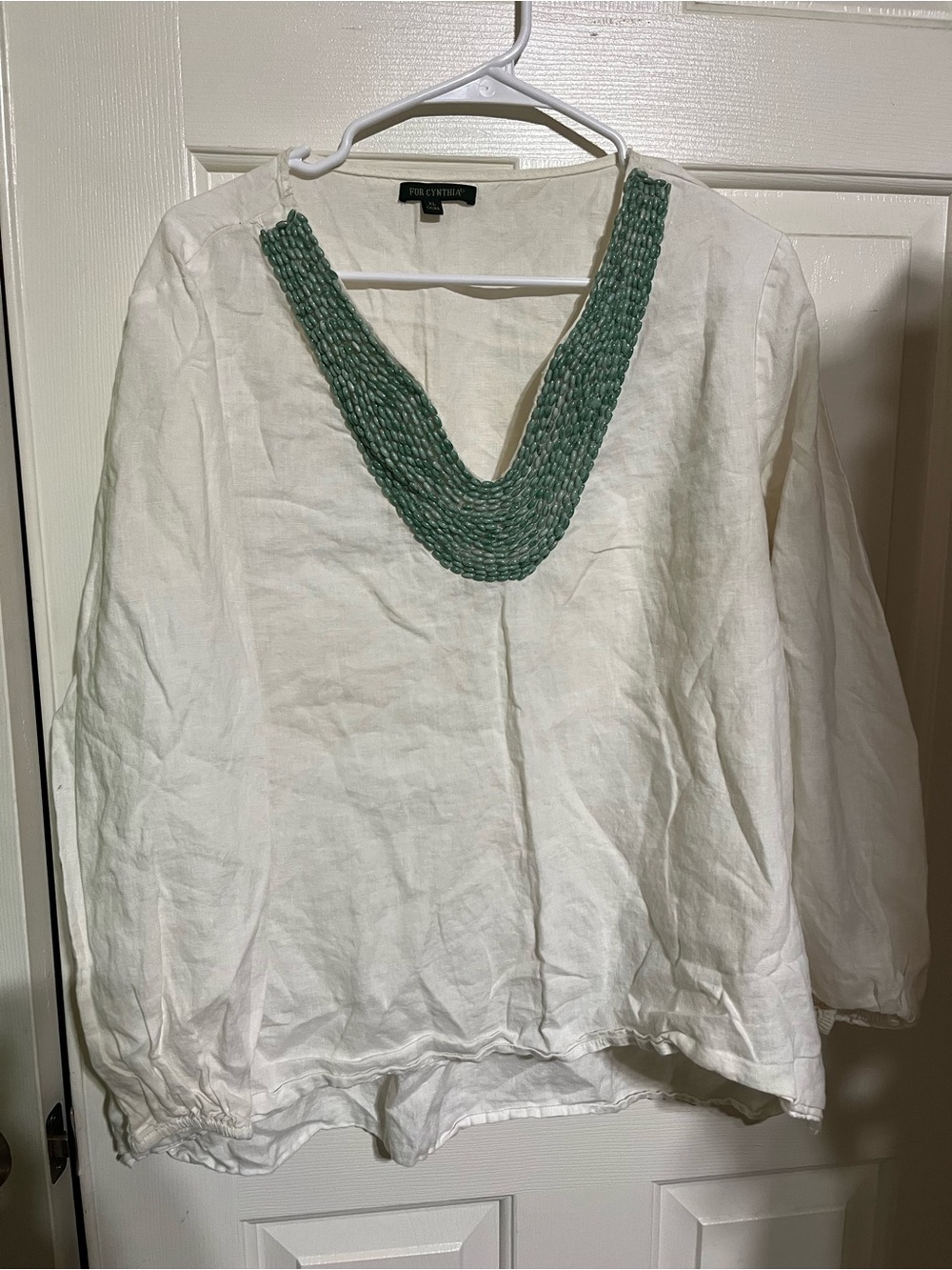For Cynthia White Linen Tunic with Green Bead Trim
16-03